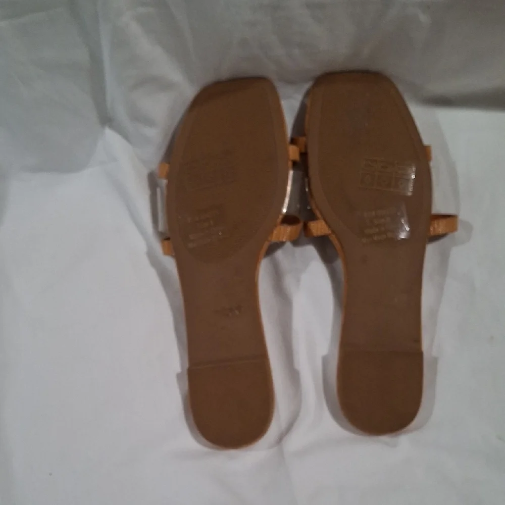 Journee Collection Tan Sandals with Clear Straps Size 8